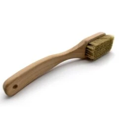 Beta Wooden Bouldering Brush -Wild Country Area 2 d829d06a 4e89 40ac 8060 cea1370317f7