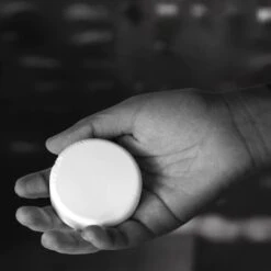 FrictionLabs Premium Chalk Discs 8 FrictionLabs Premium Chalk Discs -Wild Country Area FrictionLabs ChalkDisc InUse 01 Shopify 1024x1024 34a95de8 b721 4ae5 8785 7cf99daf0a59