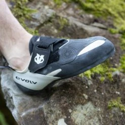Evolv V6 22 Evolv V6 -Wild Country Area evolv.v6.climbinh.shoe2